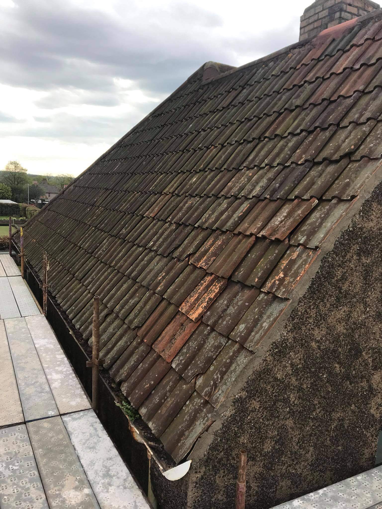 Quinn Roofing & Builders in Duloch