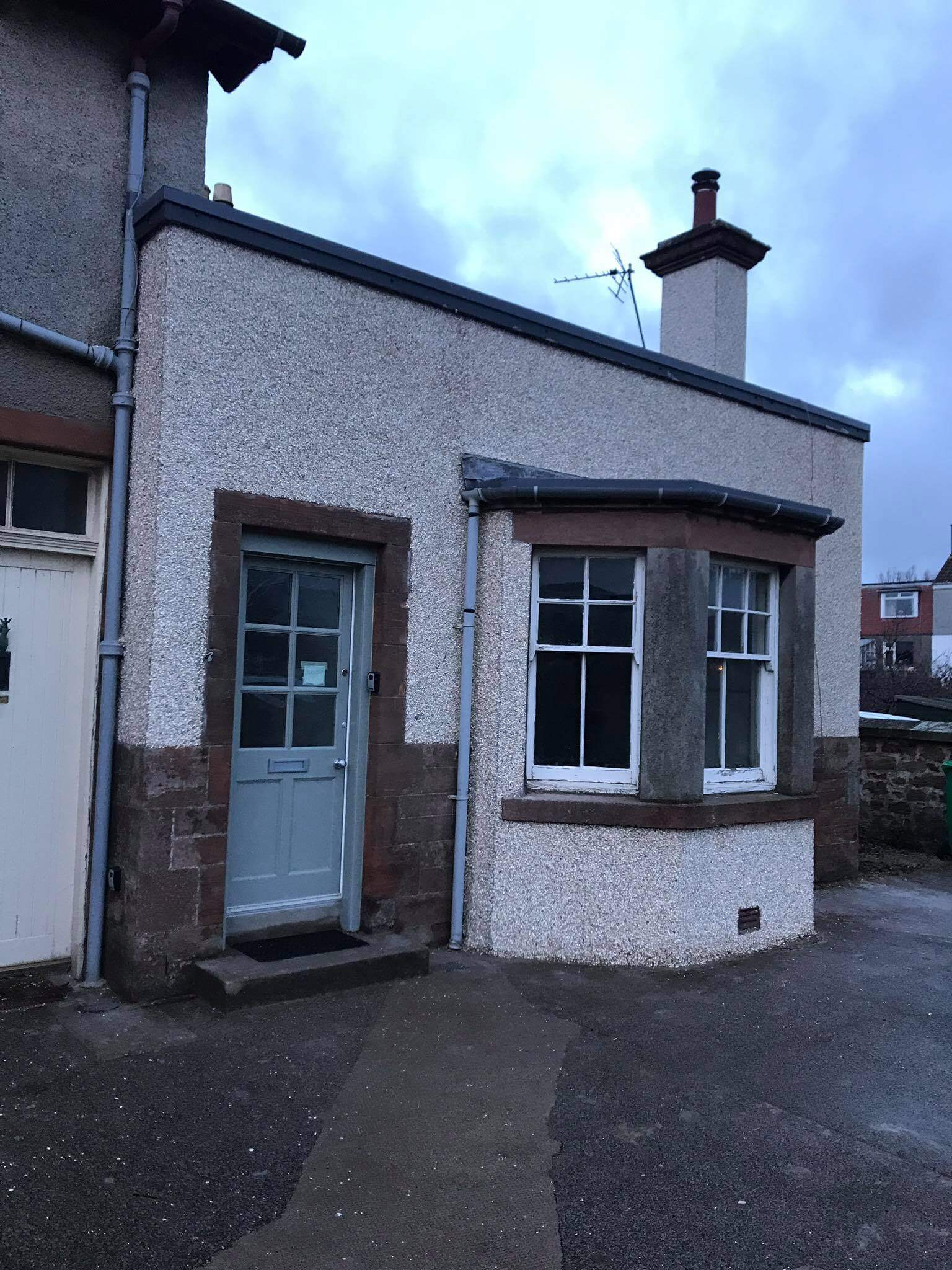 Quinn Roofing & Builders in Cowdenbeath